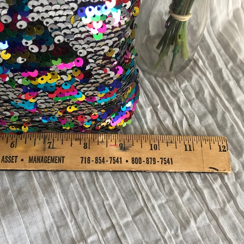 VICTORIA’s SECRET sparkly beaded large cosmetic makeup travel bag